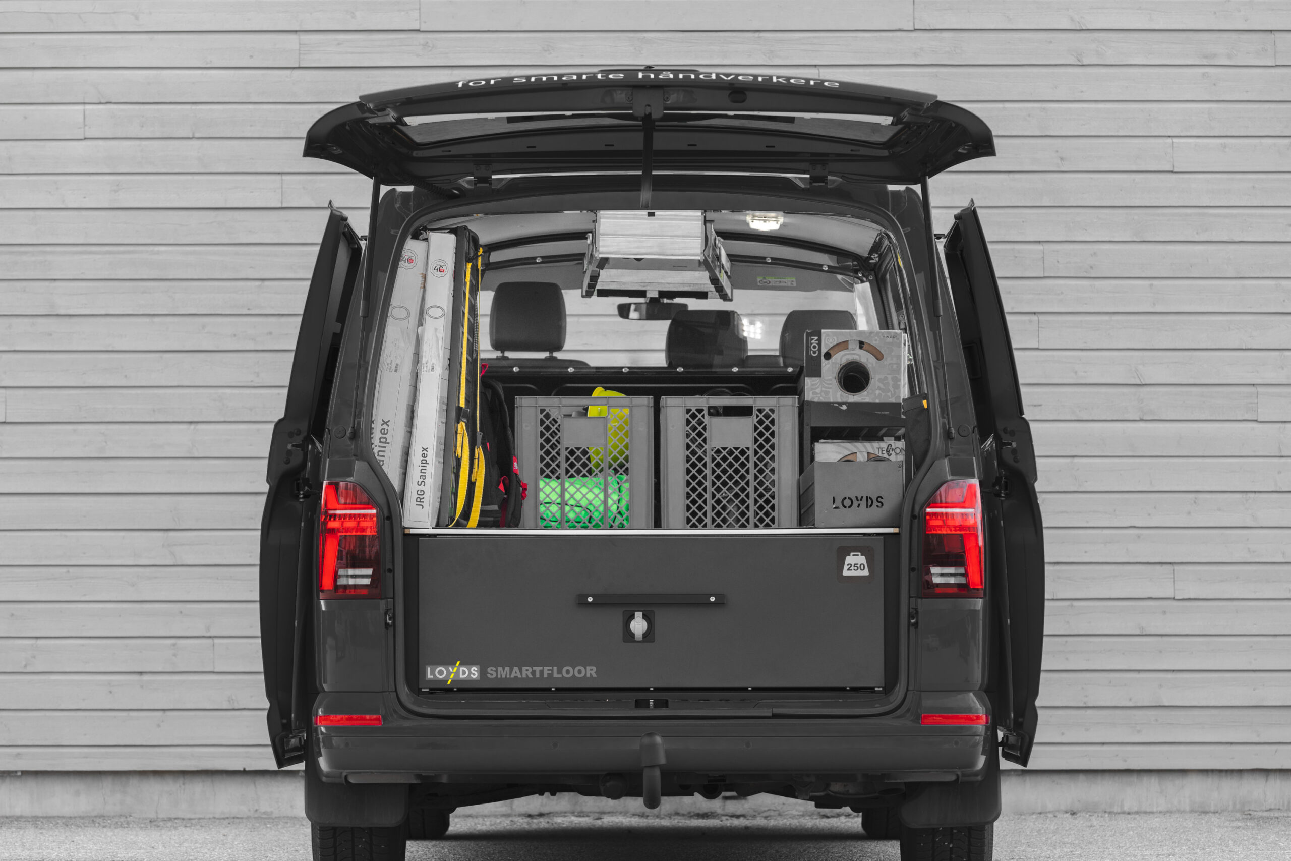 Smartfloor bilinredning Transporter 6 (lång)